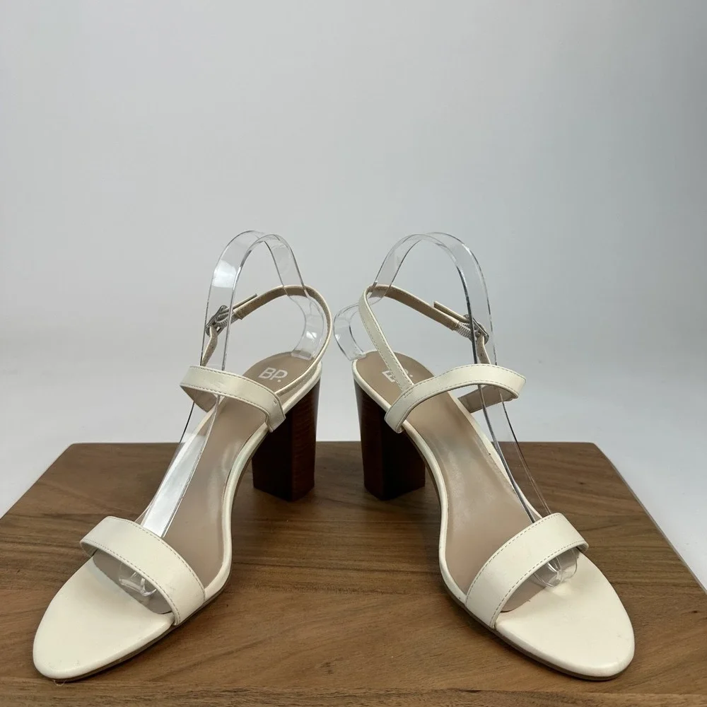 New Womens‎ BP Lula White Faux Leather Slingback Block Heels Sandals Size 9.5 M
